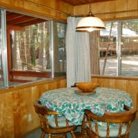 Raccoon's End - Dining Area