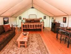 Glamping Tents with Shared Bathroom - 1 King & 1 Sofa Sleeper