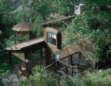 Starlite House - 2 Queens & 1 Twin/Twin Bunk