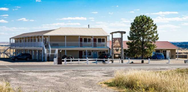 Badlands Inn