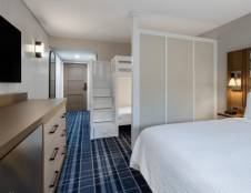 1 King 1 Bunk Bed One Bedroom Suite