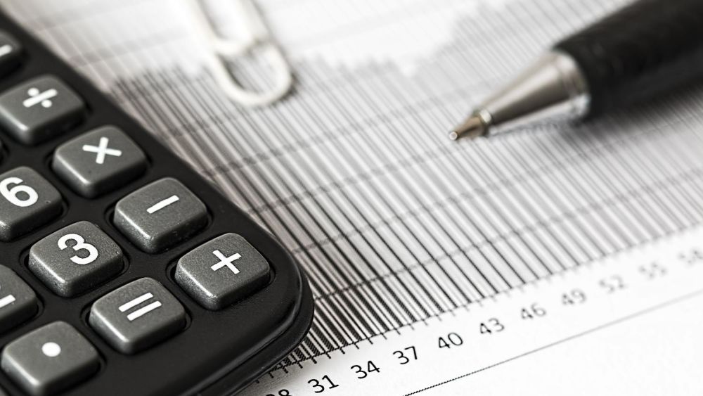 Fixed Term V Monthly Tenancy The Pros Cons Infolio