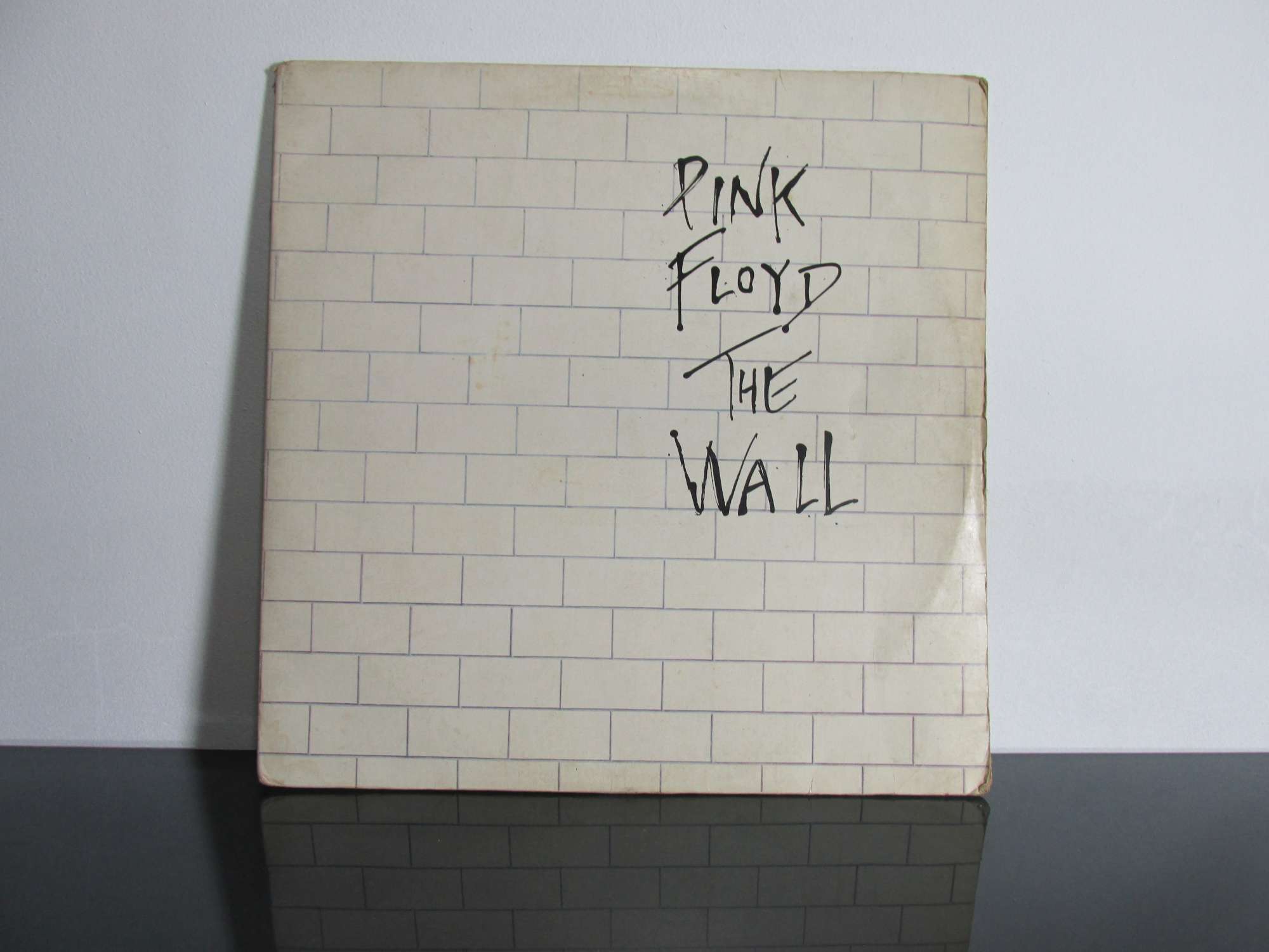 pink floyd the wall album