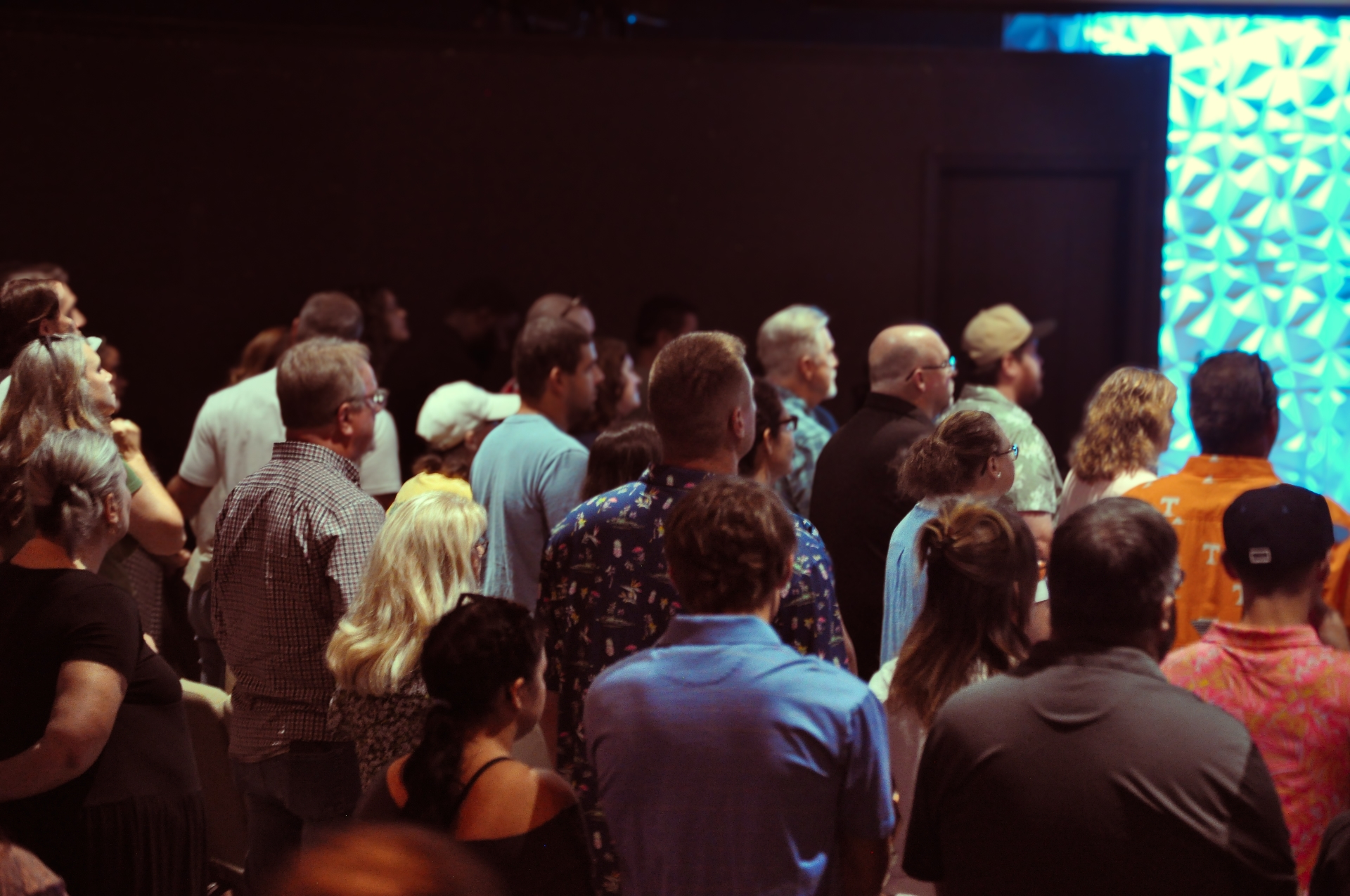 4 Points Church worship service