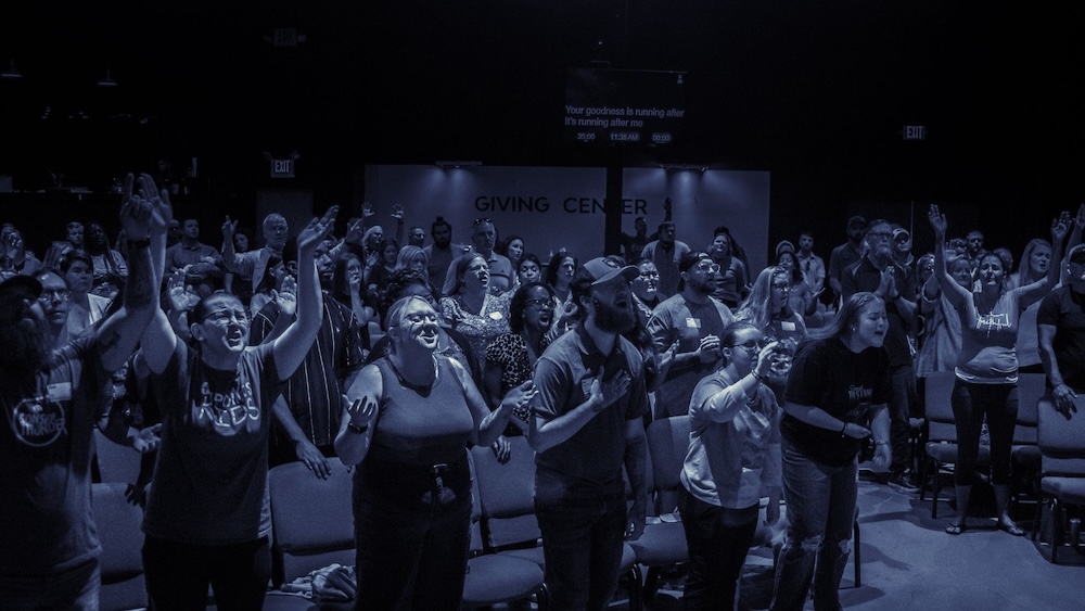 4 Points Church worship service