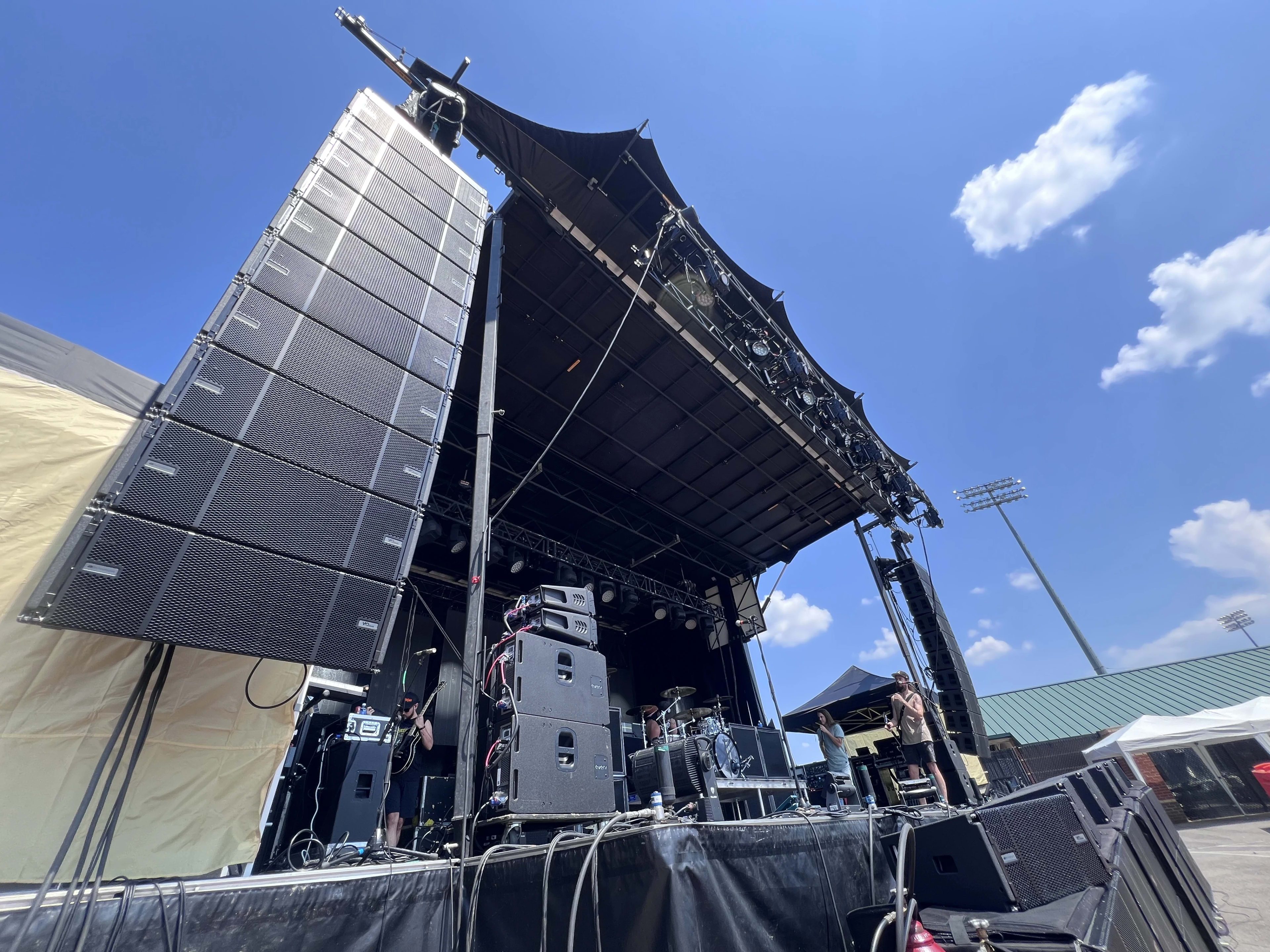Concert & Festival