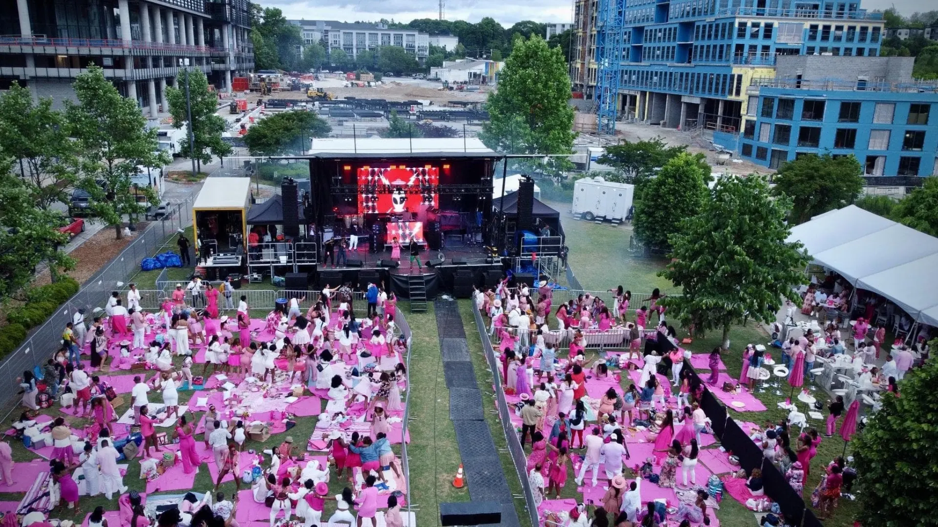 Celebrez En Rose festival stage with audio and lighting