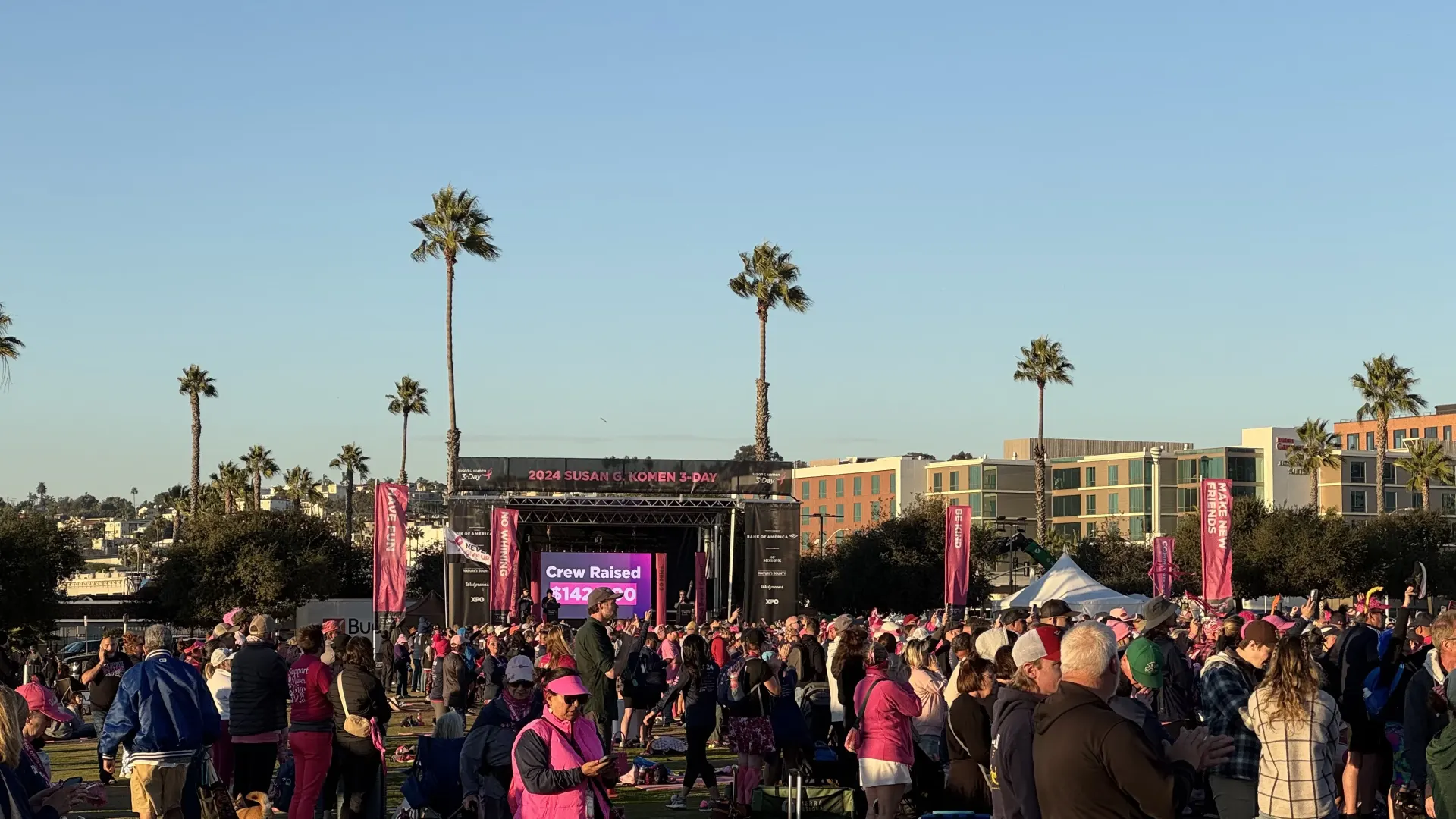 Professional flown line array PA speaker system with rigging hardware for outdoor race course audio