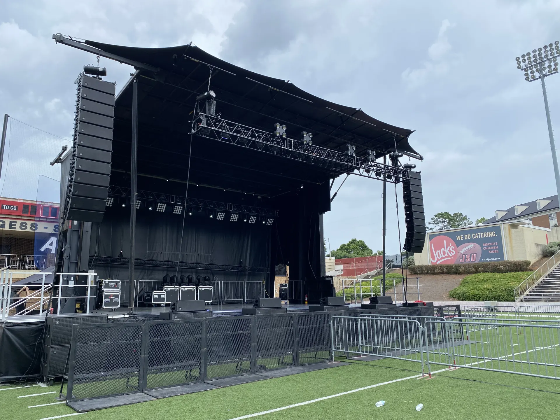 Jacksonville Stage University Concert with stage, audio, and lighting