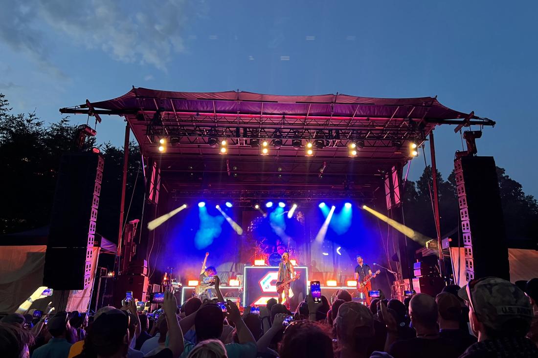 SL260 outdoor concert production Knoxville