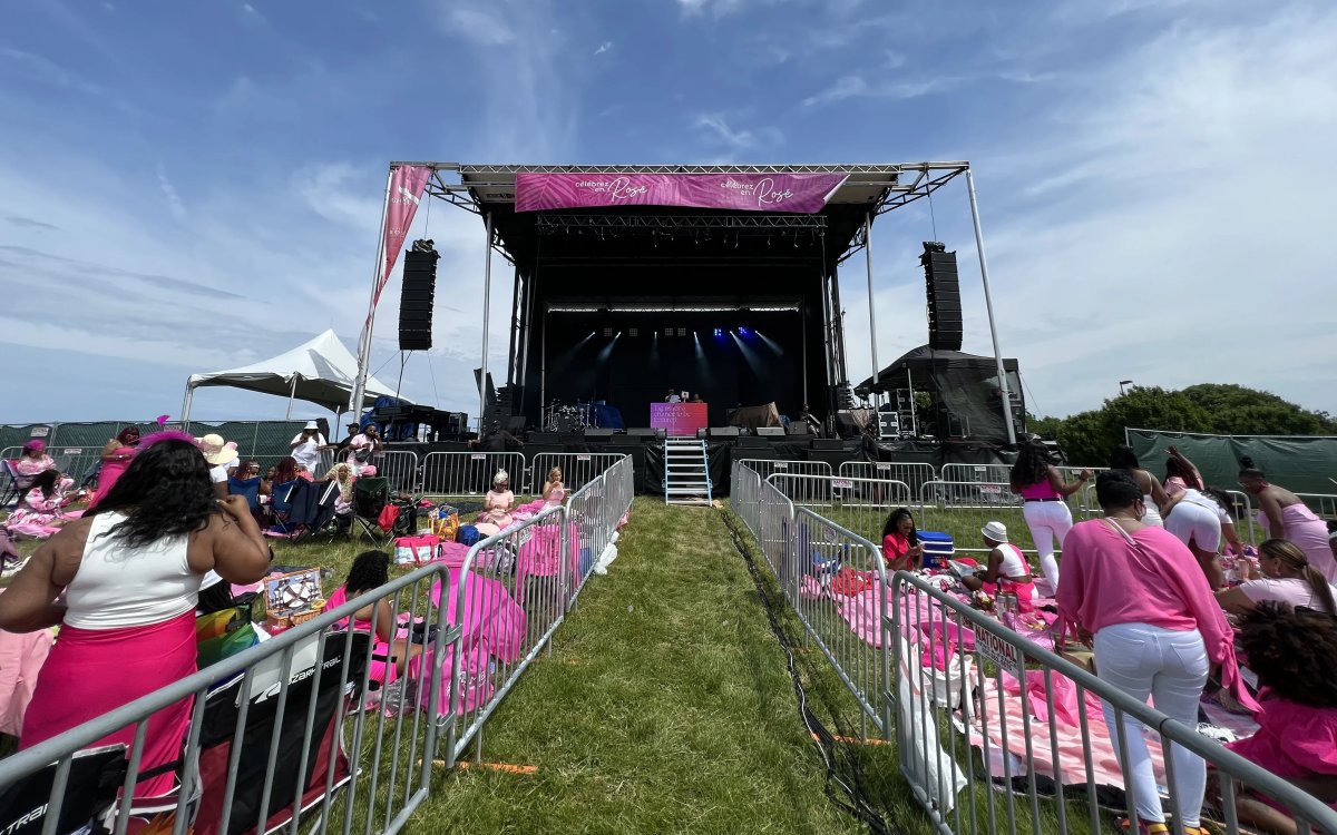 Celebrez En Rose Tour