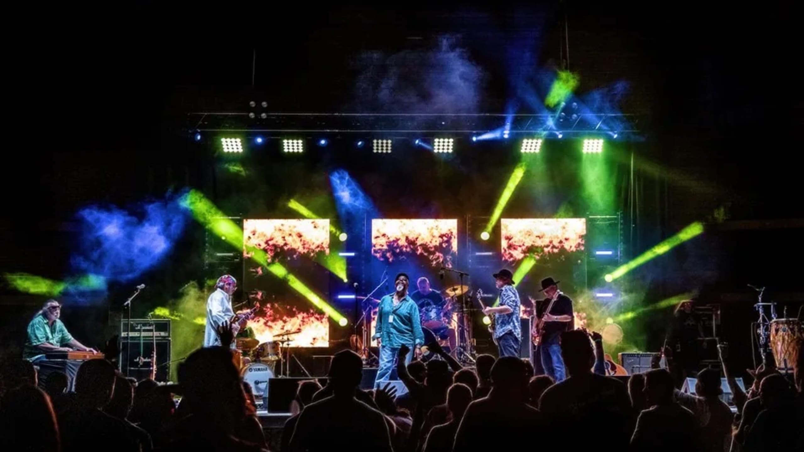 Custom stage lighting design with moving heads and LED wash
