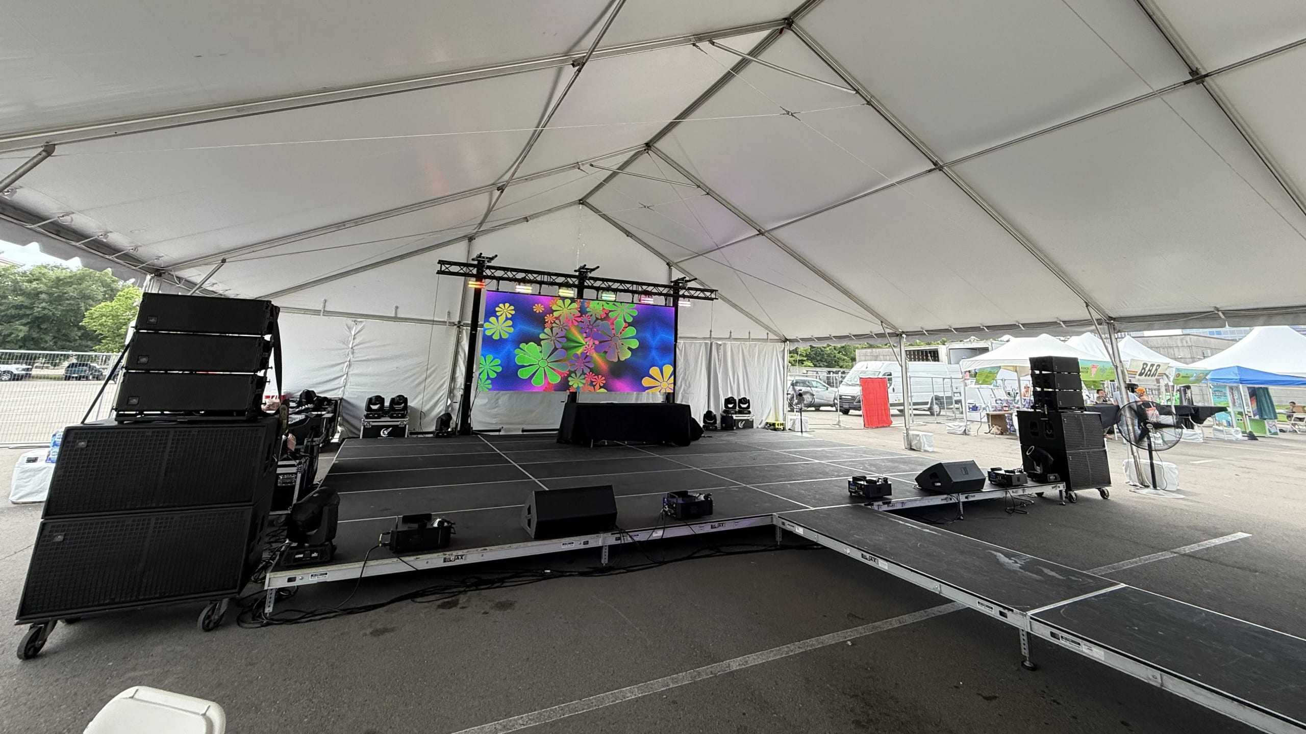 Outdoor LED video wall at outdoor event with high brightness display