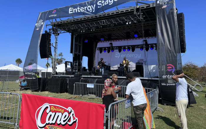 New Orleans Fried Chicken Festival live band