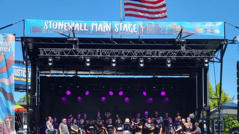Festival LED wash with moving head truss rig