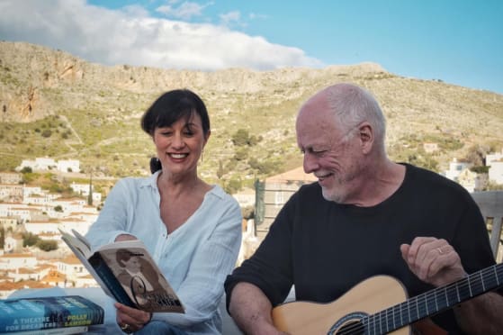 Ο Gilmour με την σύζυγό του Polly Samson.