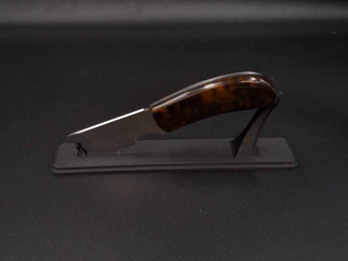 Pocket biltong carver