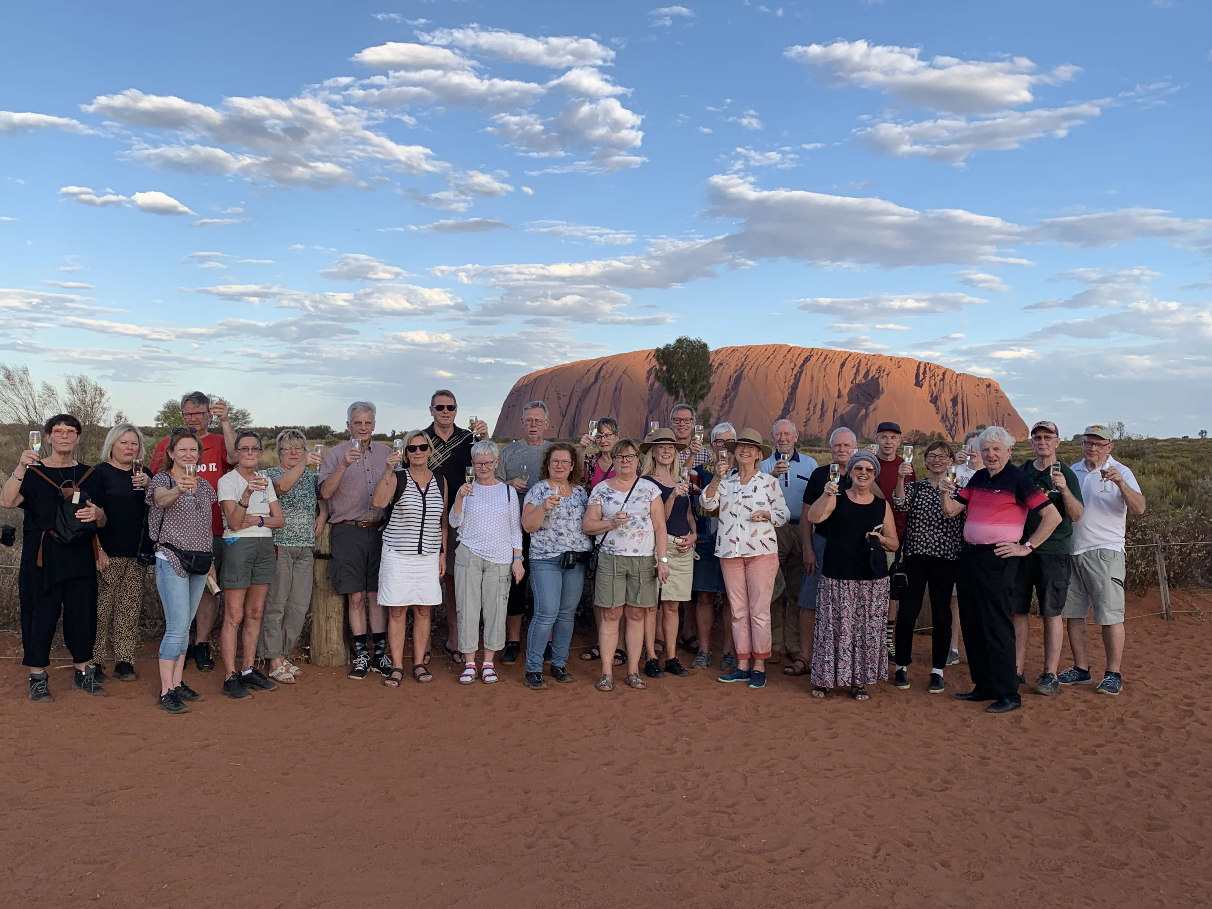 Resa ensam på gruppresa