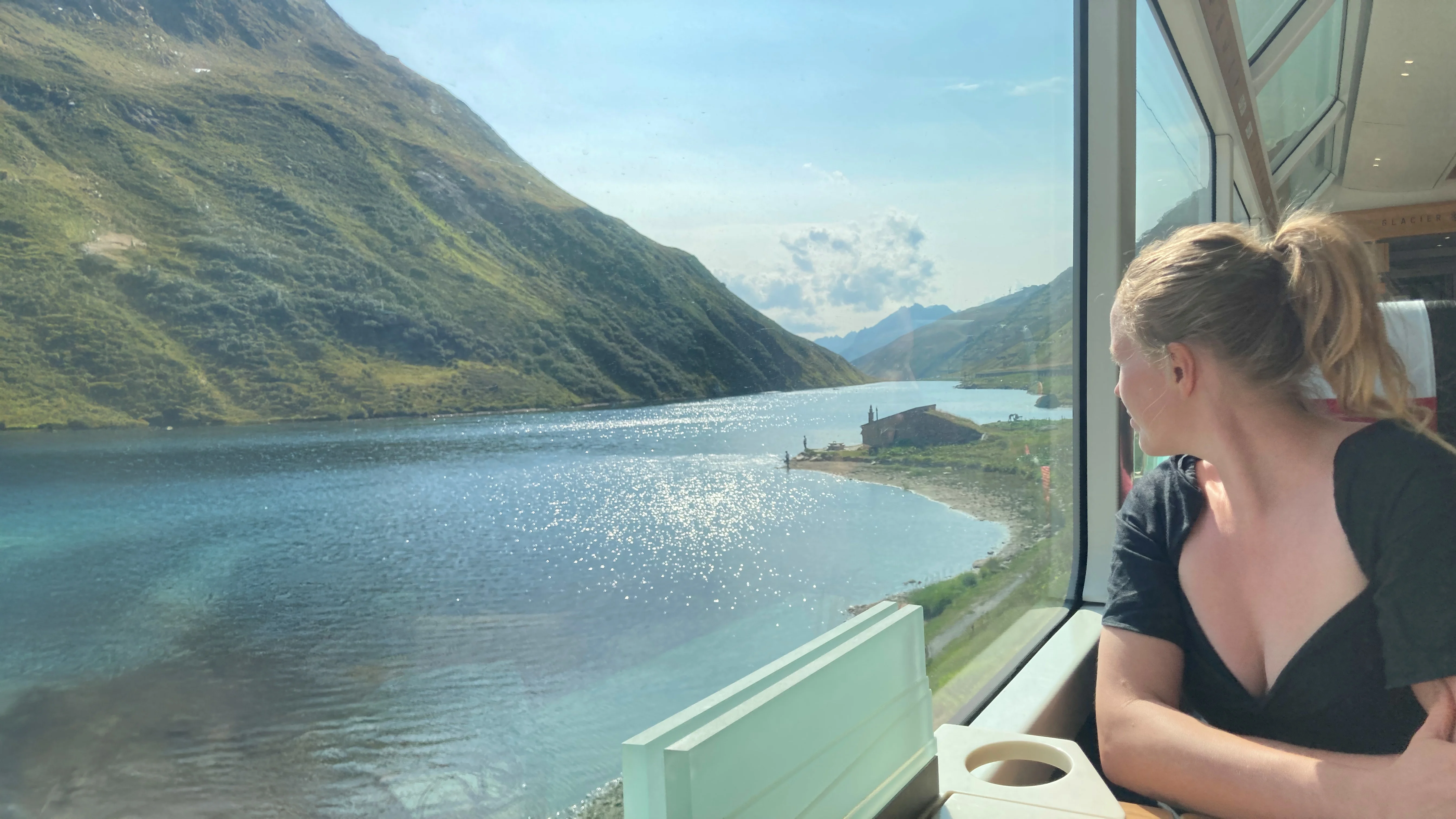 Rolfs Flyg & Bussresor AB