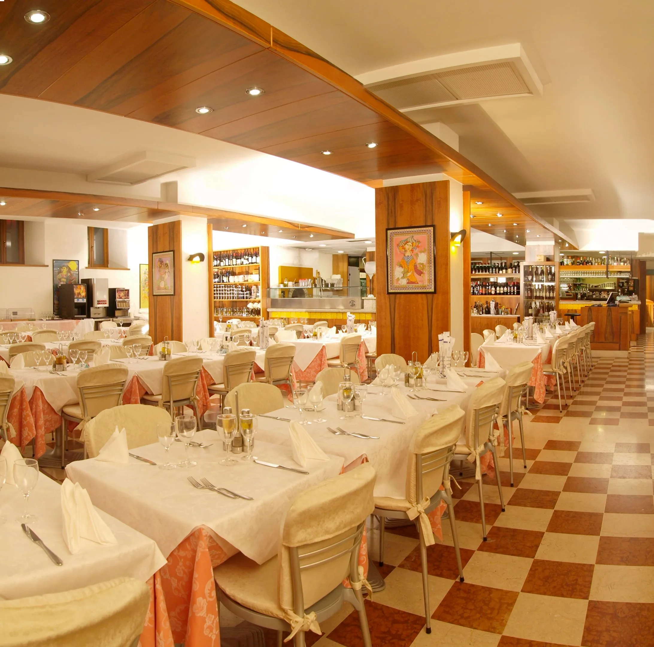 Rolfs Flyg & Bussresor AB