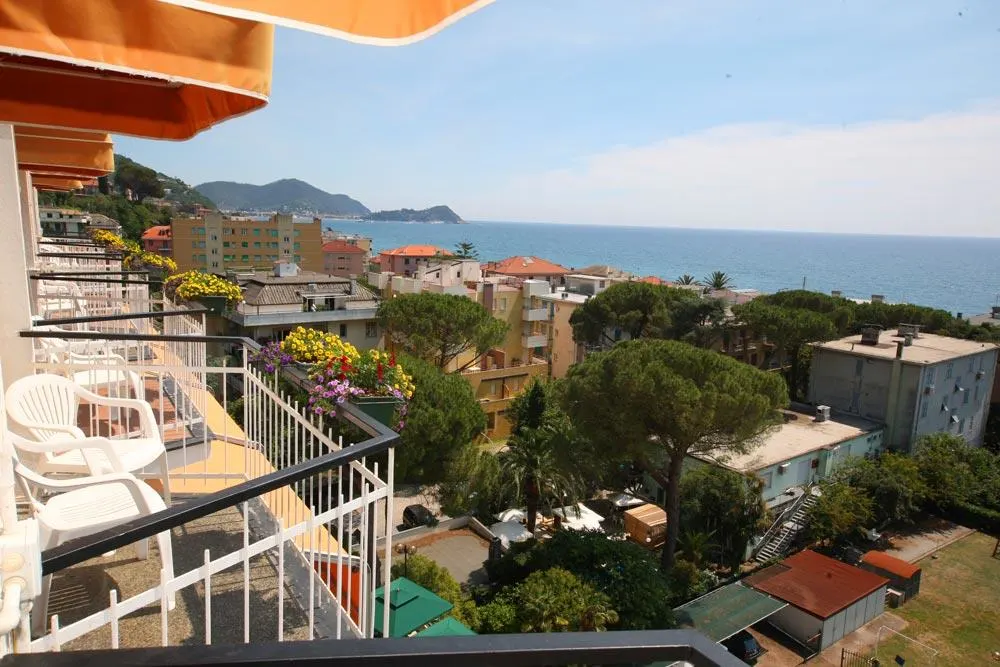 Rolfs Flyg & Bussresor AB