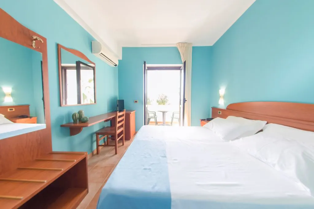 Rolfs Flyg & Bussresor AB