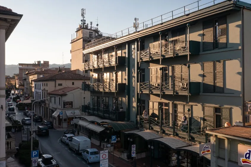 Rolfs Flyg & Bussresor AB