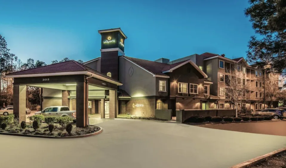 Rolfs Flyg & Bussresor AB