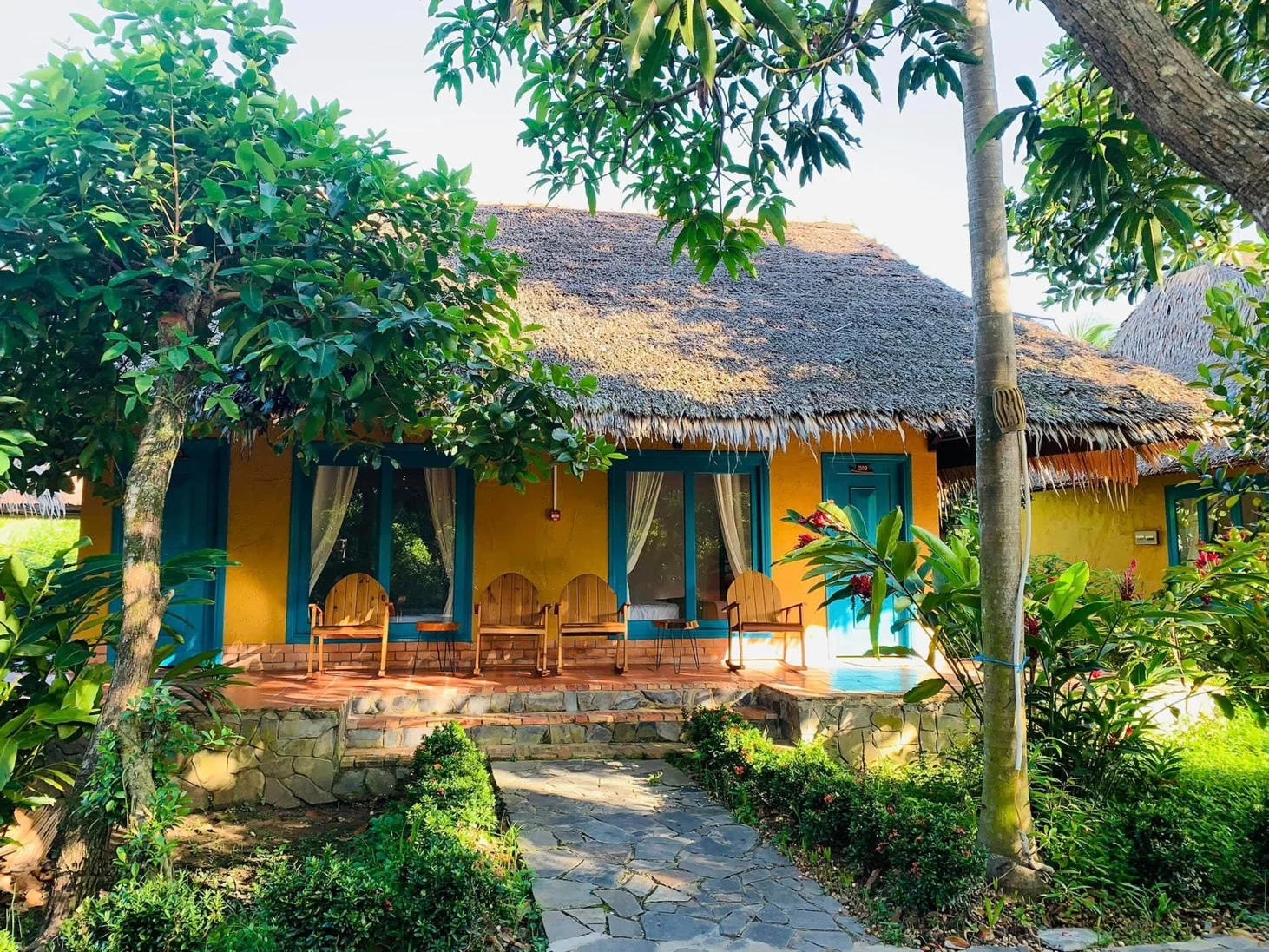 Rolfs Flyg & Bussresor AB