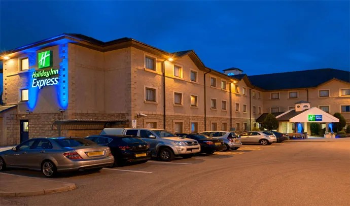 Rolfs Flyg & Bussresor AB