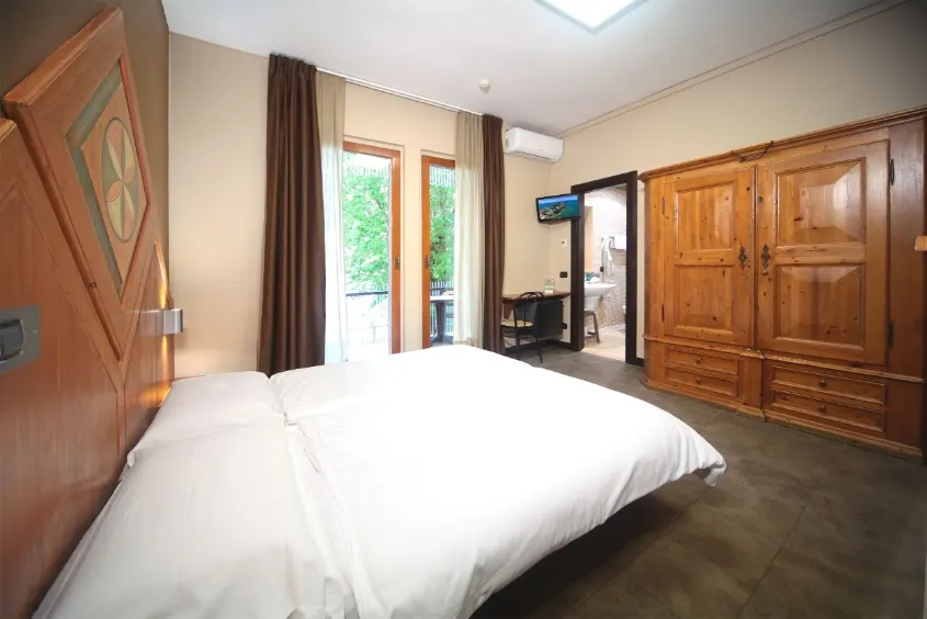 Rolfs Flyg & Bussresor AB