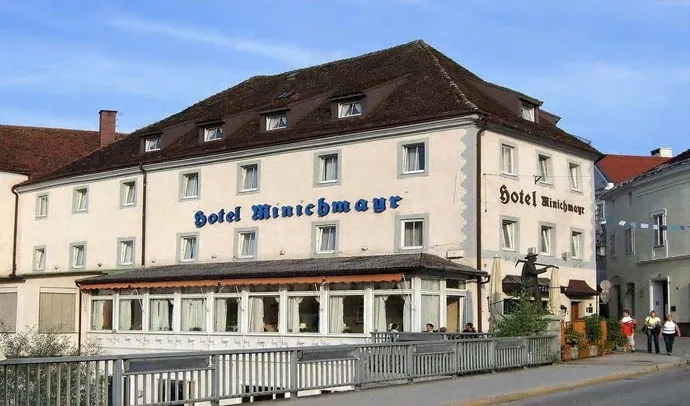 Rolfs Flyg & Bussresor AB