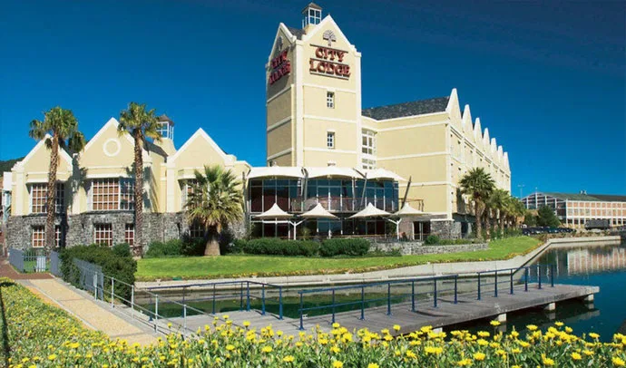 Rolfs Flyg & Bussresor AB