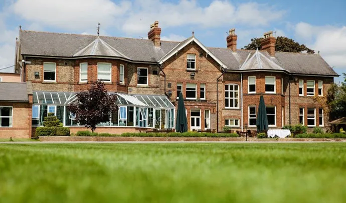 Rolfs Flyg & Bussresor AB