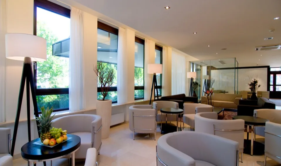 Rolfs Flyg & Bussresor AB