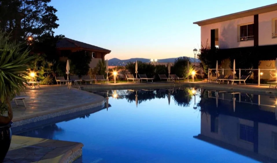 Rolfs Flyg & Bussresor AB