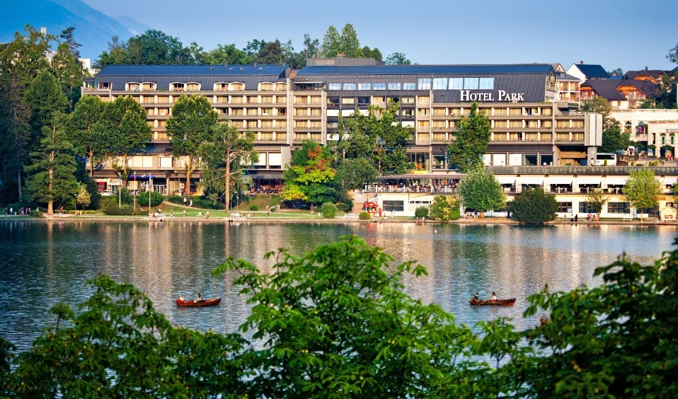 Rolfs Flyg & Bussresor AB