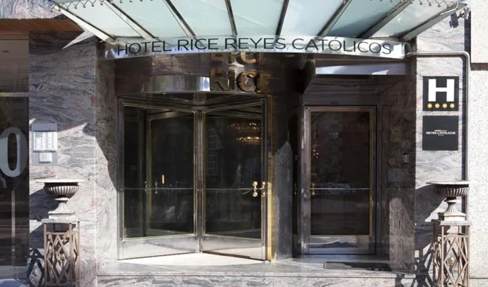 Rolfs Flyg & Bussresor AB