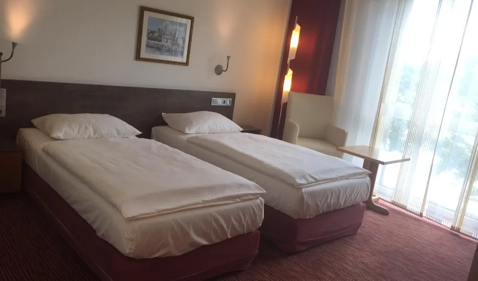 Rolfs Flyg & Bussresor AB