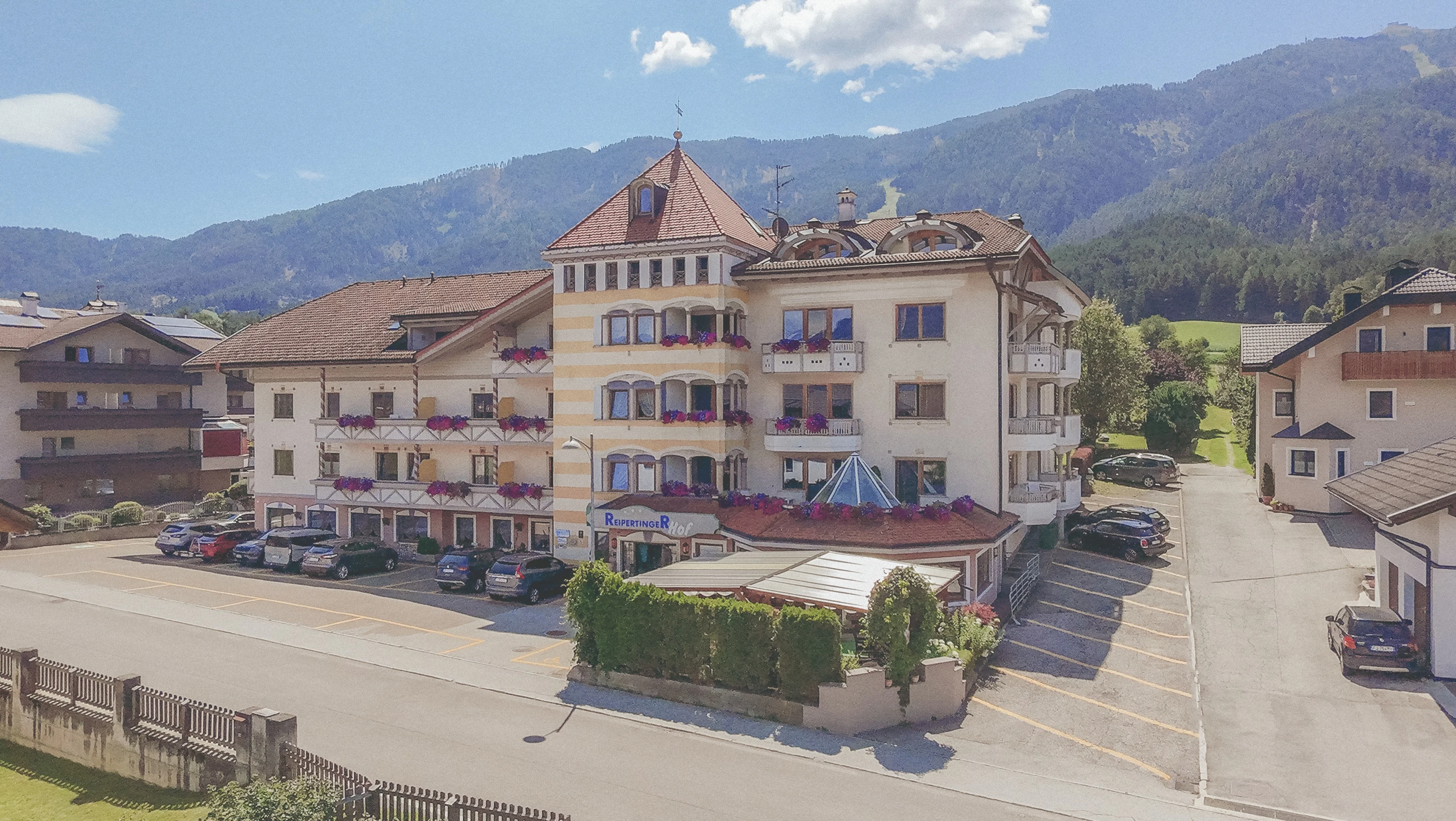 Rolfs Flyg & Bussresor AB