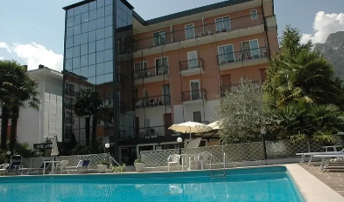 Rolfs Flyg & Bussresor AB