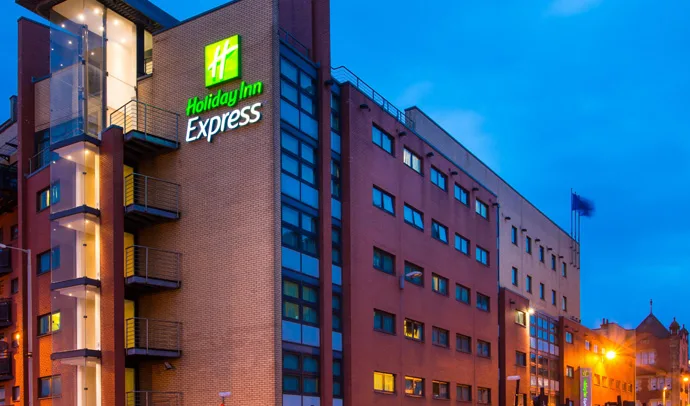 Rolfs Flyg & Bussresor AB