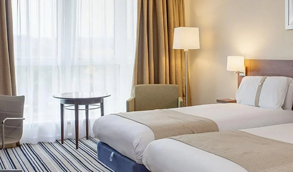 Rolfs Flyg & Bussresor AB