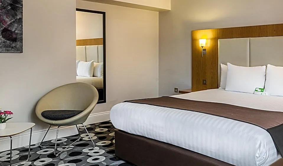 Rolfs Flyg & Bussresor AB