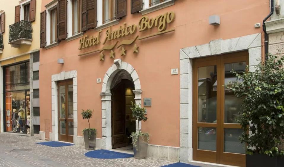 Rolfs Flyg & Bussresor AB