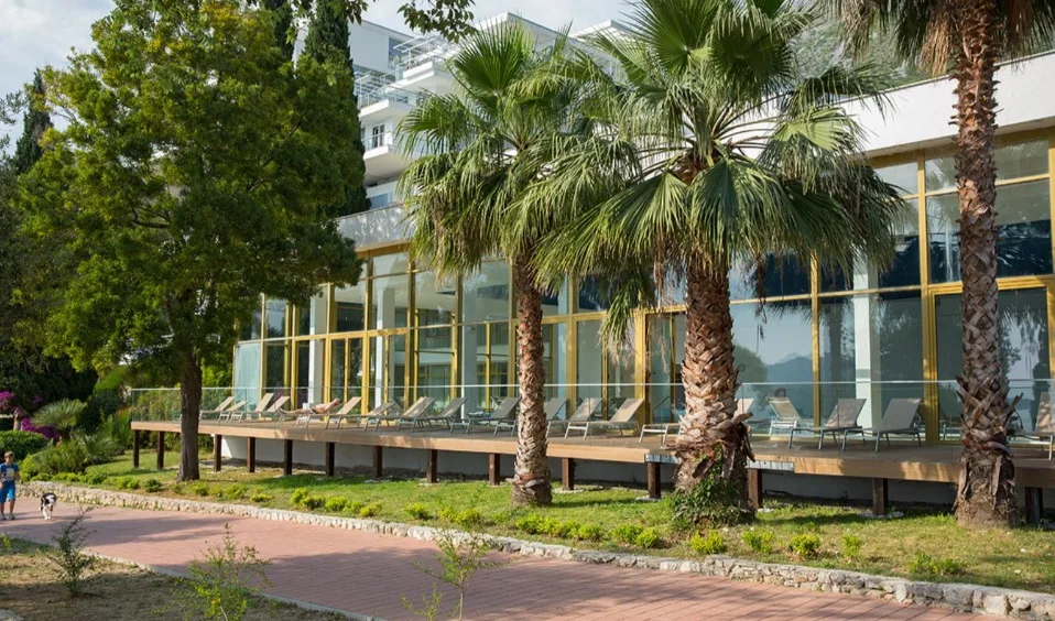 Rolfs Flyg & Bussresor AB