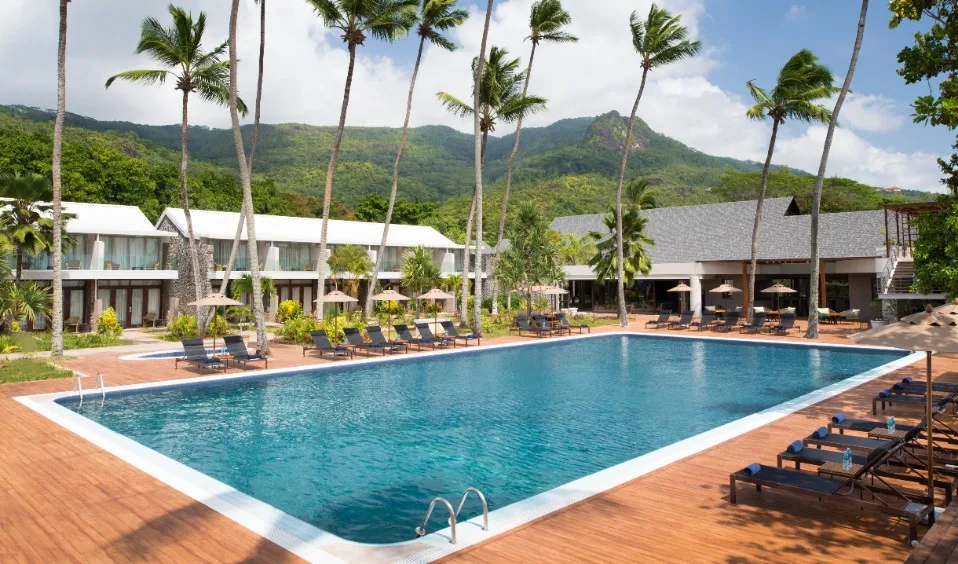 Rolfs Flyg & Bussresor AB