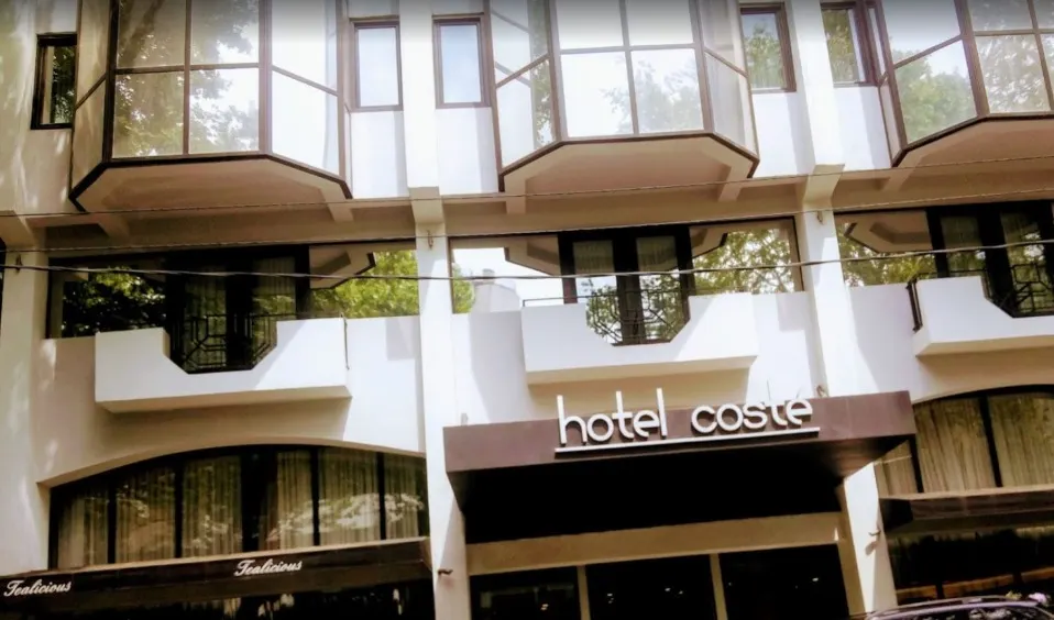 Rolfs Flyg & Bussresor AB