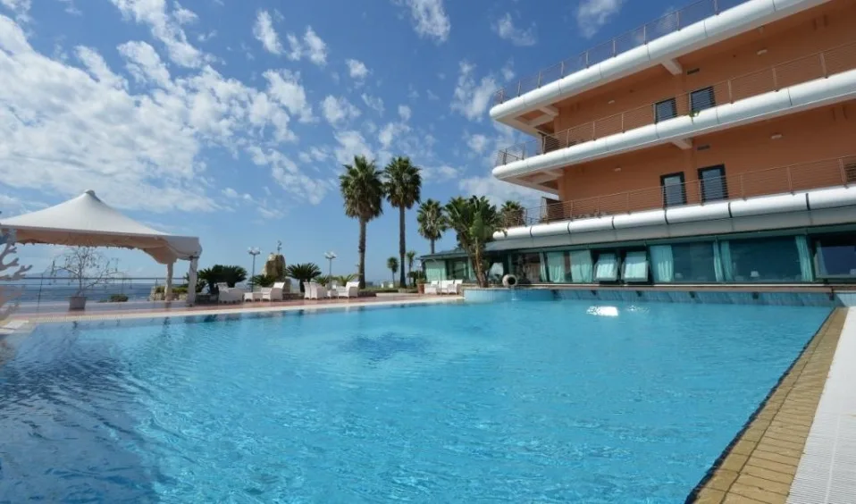 Rolfs Flyg & Bussresor AB