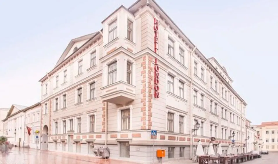 Rolfs Flyg & Bussresor AB